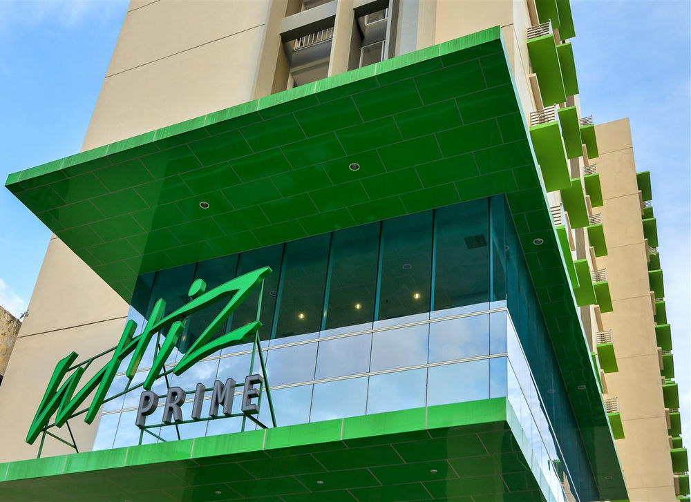 Whiz Prime Hotel Balikpapan Balikpapan  Exterior photo